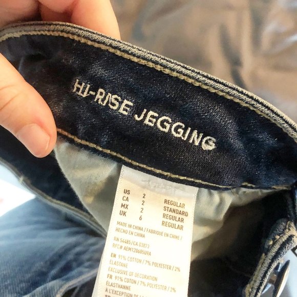 American Eagle Hi-Rise Distressed Skinny Jeans - Picture 5 of 5